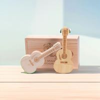Clé USB 3.0 de grande capacité en forme de guitare métallique avec logo et couleur personnalisés pour cadeaux promotionnels