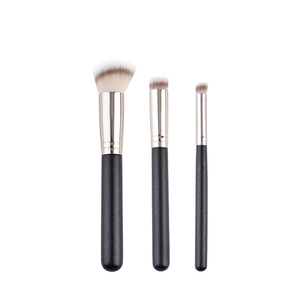 Pinceau de Maquillage Précision à Tête Ronde Angulée pour Fond de Teint, en Silicone et Poils Synthétiques, Outil de Beauté pour Estomper les Couleurs sur les Joues - Product Image 1