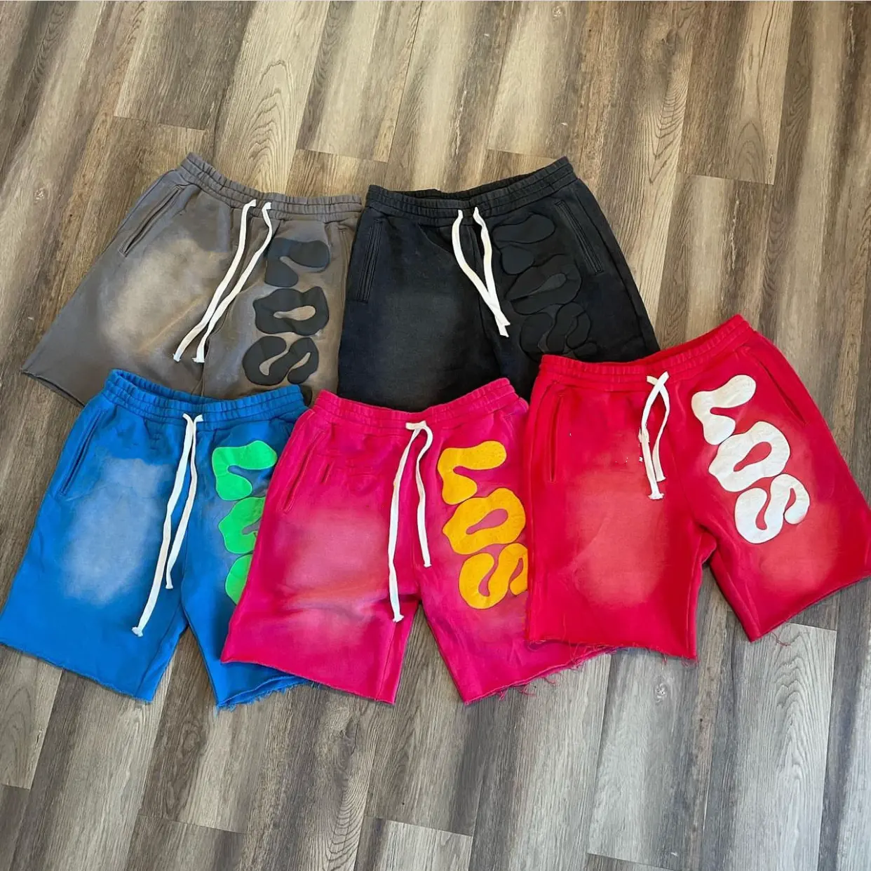 Individueller Puffdruck Herren Sonne verblasst Übergröße Baumwolle roh Hemm Vintage zersetzt bestickt Säure-Wäsche Sweatshorts Herren