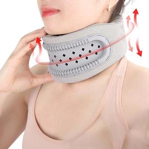 Dispositivo di trazione traspirante per la cura della colonna cervicale da ufficio Cervicorrect tutore per il collo in schiuma supporto per il collo - Product Image 2