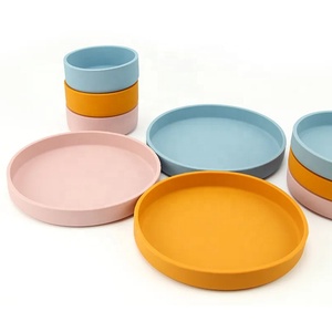 Assiette Ronde Classique en Silicone pour Enfants avec Logo Personnalisé OEM, Sans BPA, Qualité Alimentaire, Motif Uni, Durable et Non Toxique pour Usage Domestique - Product Image 3