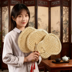 Handmade Round Fan Woven Wheat Straw Eco Friendly Manual Foldable Portable Fan Chinese Style - Product Image 1