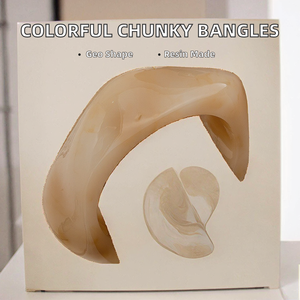 Brazaletes de Resina Negra, Brazalete de Resina Acrílica, Brazalete de Flores de Lucite, Brazaletes Románticos para Mujer, Brazaletes Coloridos para Boda - Product Image 2