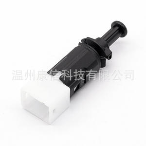 7700414988 Auto Switches for <b>Renault</b> Koleos/<b>Kangoo</b>/Master Brake Light Switches - Product Image 2