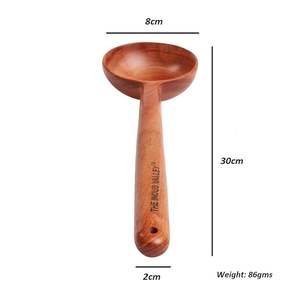 Cuchara de madera resistente de proveedor indio para cocinar con mango largo, perfecta para agitar y servir en la cocina, disponible para la venta. - Product Image 5