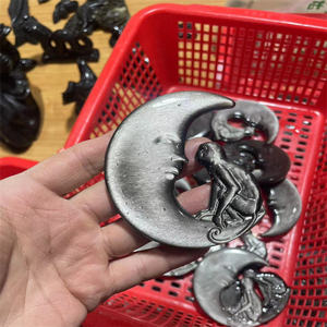 Cristal de Obsidiana Natural de 85 mm, Tallado de Luna con <span class=keywords><strong>Mono</strong></span>, Piedra Preciosa Curativa, Cristal de Plata Brillante, en Venta - Product Image 1