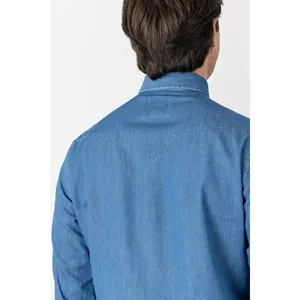 Chemise en denim bleu 100% coton pour toutes les saisons - Product Image 2