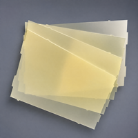 Film de luminosité BEF avec couche de diffusion pour applications d'affichage LCD à écran plat