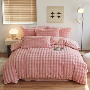 Literie <span class=keywords><strong>de</strong></span> haute qualité hiver épaissi <span class=keywords><strong>flanelle</strong></span> <span class=keywords><strong>housse</strong></span> <span class=keywords><strong>de</strong></span> <span class=keywords><strong>couette</strong></span> taies d'oreiller chaud plat drap <span class=keywords><strong>housse</strong></span> marron ensemble <span class=keywords><strong>de</strong></span> literie - Product Image 3