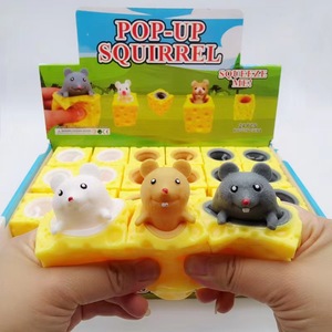 Funboxes Transfronterizos: Juguete Antiestrés de Material TPR con Formas de Animales (Ratón, Conejo, Pollo, Dinosaurio) <span class=keywords><strong>y</strong></span> <span class=keywords><strong>Queso</strong></span>, Zanahoria, Jaula <span class=keywords><strong>y</strong></span> Taza de Compresión - Product Image 2