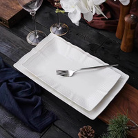 Ensemble d'assiettes plates en porcelaine émaillée écologiques et modernes de luxe Kaly, design minimaliste, motif personnalisé, logo, blanc pur