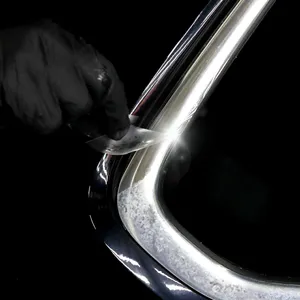 ฟิล์มใสติดรถยนต์ป้องกันรอยขีดข่วนกันน้ำสีใสแบบลอกออกได้ทำสีใสมีกาวในตัว - Product Image 3