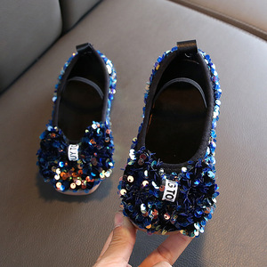 Chaussures de princesse pour enfants à paillettes brillantes, avec breloques, plates, pour fête, avec nœud étincelant pour filles - Product Image 5