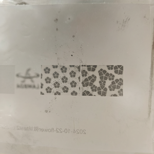 Etiqueta Adhesiva 3D Nano Micro-Óptica Transparente con Holograma Anti-Falsificación, Resistente, de PET - Product Image 1