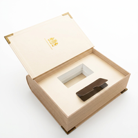 Boîte cadeau magnétique personnalisée de style livre avec insert, dorée à chaud, emballage de luxe pour vin et cosmétiques