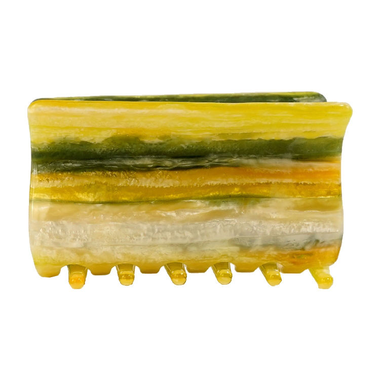 สีเหลือง