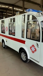 Véhicule d'<span class=keywords><strong>ambulance</strong></span> électrique de premiers soins avec civière véhicules d'<span class=keywords><strong>ambulance</strong></span> pratiques adaptés aux voitures d'<span class=keywords><strong>ambulance</strong></span> d'hôpitaux - Product Image 4