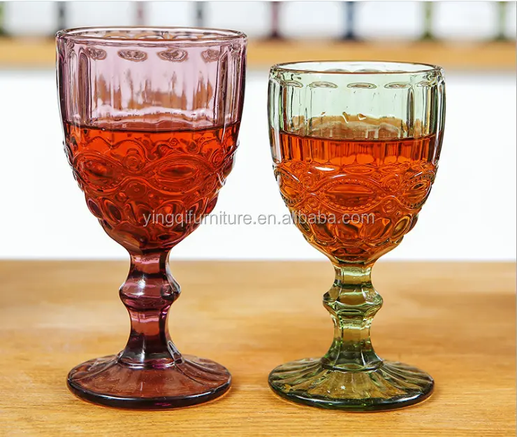 Gelas Anggur Sampanye Warna-warni Klasik