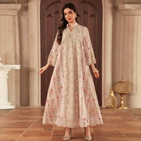 Nouvelle Arrivée Vêtement Traditionnel Musulman Robe Abaya Ethnique Col Montant Tissu Maille Imprimé Floral Positionné Strass Robe Femme
