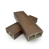 Panneaux muraux et de plafond en PVC rainuré, imperméables, durables, légers, aspect bois mat, pour intérieur de restaurant, vente en gros