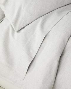 Sábanas Planas de Algodón 300TC 100% Certificadas por el OEKO-TEX. Ultra suave, duradero para hoteles y hogares, respetuoso con la piel, calidad de confianza. - Product Image 5