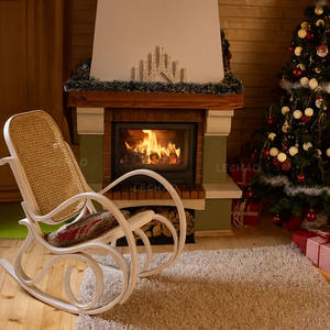 Chaise à bascule en bois courbé avec dossier en rotin, cadre en bois massif et design incurvé élégant Vente en gros directe d'usine - Product Image 2