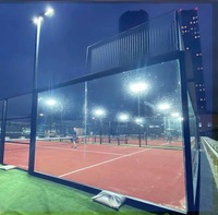Couverture de terrain de paddle-tennis en gazon artificiel JSMC 12 mm, 20 m x 10 m, éclairage LED 200 W, garantie 3 ans, style panoramique, personnalisable