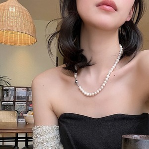 Collar de Perlas de Agua Dulce Estilo Francés con Hilo Natural y Cierre Magnético, Cadena Elegante para la Clavícula - Product Image 4