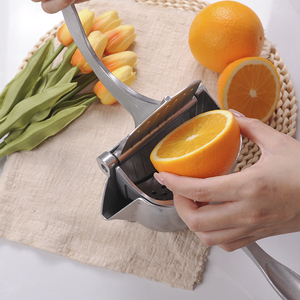 Herramientas <span class=keywords><strong>de</strong></span> cocina, exprimidor <span class=keywords><strong>de</strong></span> frutas portátil, prensa <span class=keywords><strong>de</strong></span> limón <span class=keywords><strong>de</strong></span> aluminio, extractor <span class=keywords><strong>de</strong></span> exprimidor Manual para naranja, Lima, uva, granada - Product Image 4