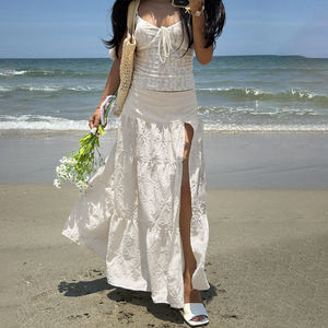 Falda Maxi Larga con Abertura Lateral para Mujer, Estilo Vacacional, Cintura Natural, Tela Texturizada Teñida Lisa, Falda Larga Sexy y Fluida para Resort - Product Image 5