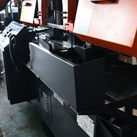 Sierra de cinta horizontal semiautomática de dos columnas GB4230 para corte hidráulico de metal, barras de acero y tubos