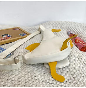 Japonés lindo Patito Feo lona mujer nuevo nicho personalidad bandolera estudiante bolsa - Product Image 3