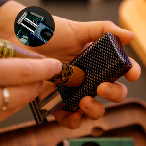 Bán buôn bật lửa với xì gà V cắt ba ngọn lửa ngọn đuốc sang trọng màu xanh lửa hiện đại máy bay phản lực nhẹ hơn - Product Image 2