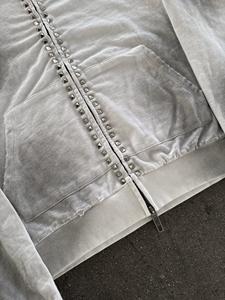 Set Personalizzato di Abbigliamento Streetwear: Felpa con Cappuccio Pesante con Strass e Cerniera con Rivetti, Pantaloni Larghi a Gamba Ampia - Product Image 4