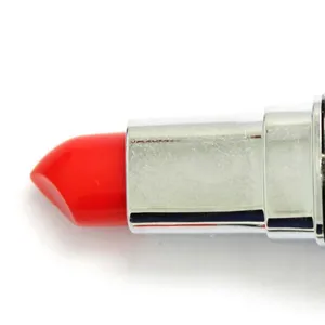 Rouge à lèvres clé usb en plastique clé usb forme de rouge à lèvres 16 go 32 giga 8 gega 4 giga octets usine gratuite en vrac clé usb bijoux