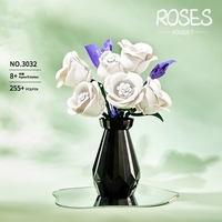 Ensemble de construction de fleurs 255 pièces, bouquet floral gothique avec blocs de construction en forme de rose et vase, jouets en briques, cadeau pour Noël et anniversaire