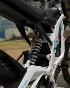 2026 para Light X Nueva Motocicleta Todoterreno de 72v 10000w con Motor sin Escobillas Negro y Cuadro de Aluminio - Product Image 2