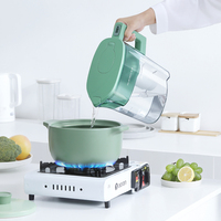 Carafe filtrante à eau alcaline classique 3,5 L avec double filtre à charbon actif certifiée NSF 42, réduit le chlore, les métaux lourds et le BPA