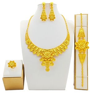 Dubai 24K Gold Plated Zinc Alloy Jewelry <b>Set</b> Necklace Earrings Ring <b>Bracelet</b> Women's Wedding Ethnic Geometric Fashion - Product Image 2