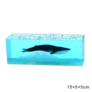 Thiết kế mới bán buôn cổ điển độc đáo trang trí nội thất cá voi lưng gù USB điện LED máy tính để bàn trang trí đèn Epoxy nhựa ánh sáng ban đêm - Product Image 4