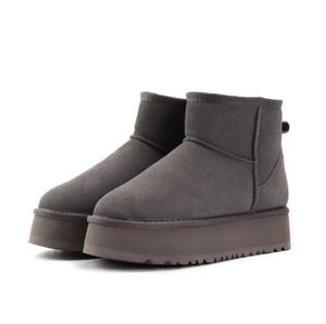 Designer Snow Boots Men <strong>Ladies</strong> Kids <strong>Winter</strong> Ankle Snow Boots Waterproof Cowhide Cotton <strong>Shoes</strong> Warm and Anti-Slip - Product Image 2