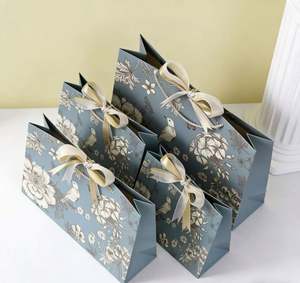 Sacs en papier de luxe pour bonbons de mariage avec poignée en ruban, sacs promotionnels recyclables pour vêtements et emballages en carton - Product Image 5