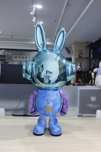 Bring Destiny <span class=keywords><strong>lapin</strong></span> fabrication d'usine de fibre de verre Electroplate BearBrick décoration de la <span class=keywords><strong>maison</strong></span> Statue Kaw Figure Sculpture décoration de la <span class=keywords><strong>maison</strong></span> - Product Image 5