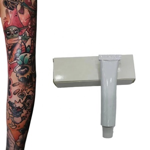 น้ำยาทำความสะอาดผิวก่อนสัก สำหรับการแต่งหน้าถาวรและความงาม ใช้ก่อนที่จะทาครีมผงสักขนาด 10 กรัม - Product Image 4