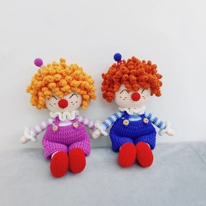 Statuetta di Clown all'Uncinetto, Decorazione in Peluche Fatta a Mano, Ornamento Lavorato a Maglia per Soggiorno e <span class=keywords><strong>Cameretta</strong></span> - Product Image 3