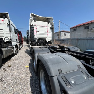 <span class=keywords><strong>Camion</strong></span> tracteur <span class=keywords><strong>MAN</strong></span> TGX 6x2 à 10 roues, utilisé pour le <span class=keywords><strong>transport</strong></span> de marchandises longue distance, cabine ergonomique conçue pour le <span class=keywords><strong>transport</strong></span> de charges partielles - Product Image 1