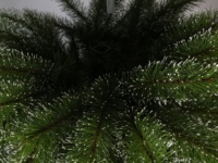 Sapin de Noël artificiel en sapin de 210 cm avec aiguilles de pin et base de support pour usage intérieur et festif