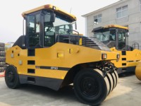 Rouleau compresseur pneumatique XP163 de 16 tonnes avec pompe et moteur, haute efficacité, puissance de 86 kW pour les travaux routiers municipaux