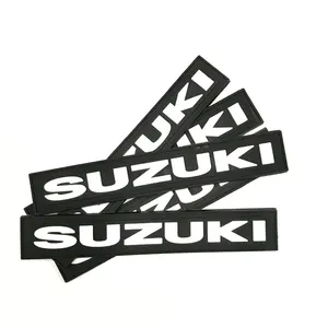 Logo personalizzato in rilievo adesivo per auto moto plastica pvc gomma patch distintivo in gomma morbida in silicone per casco