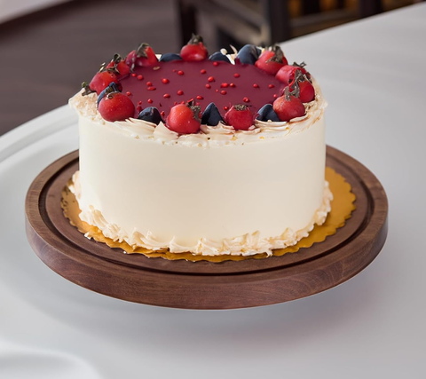 Cake Holder